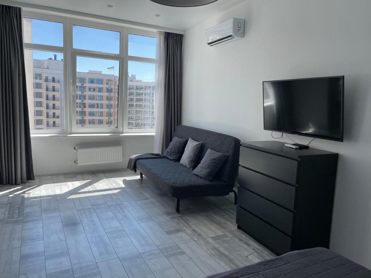Razor Apartment Studio Self Check-In Odessa Ngoại thất bức ảnh